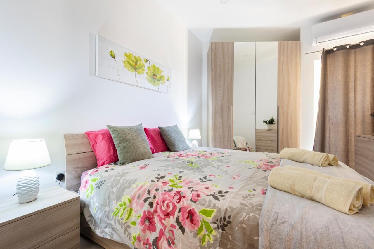 H2 -Modern And Spacious 3 Bedroom Apartment San Gwann Exterior photo