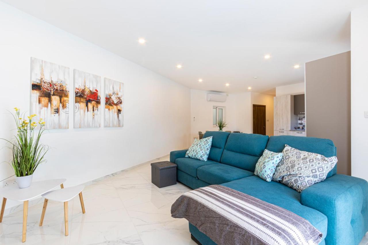 H2 -Modern And Spacious 3 Bedroom Apartment San Gwann Exterior photo