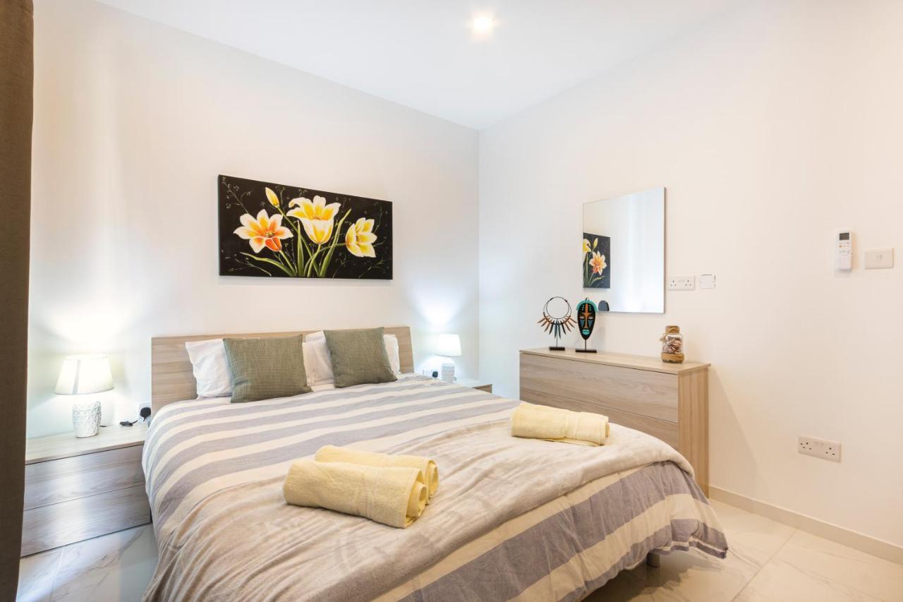 H2 -Modern And Spacious 3 Bedroom Apartment San Gwann Exterior photo